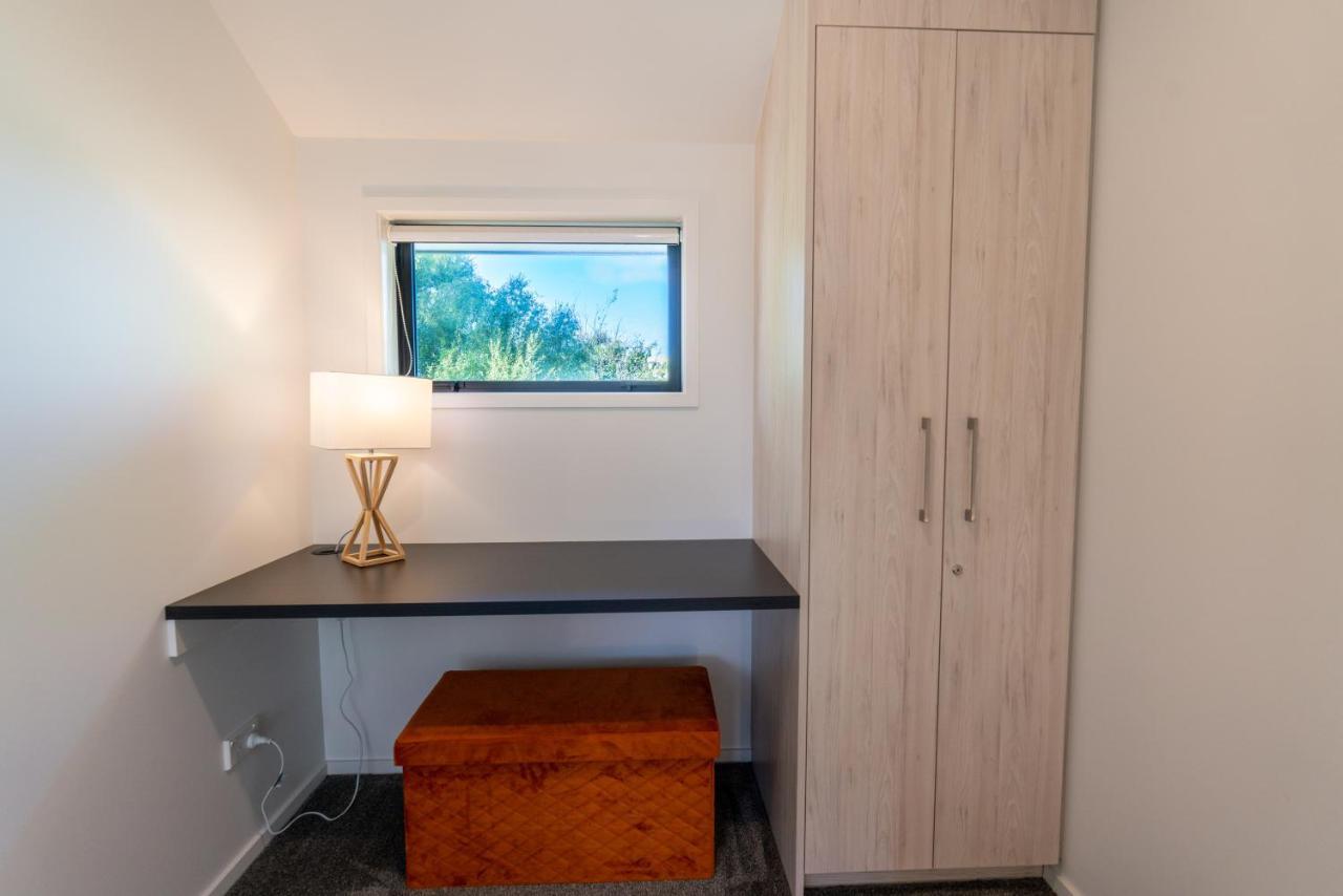 شقة King Bed On Hagley Park Corner In The Cbd كريستتشيرش المظهر الخارجي الصورة