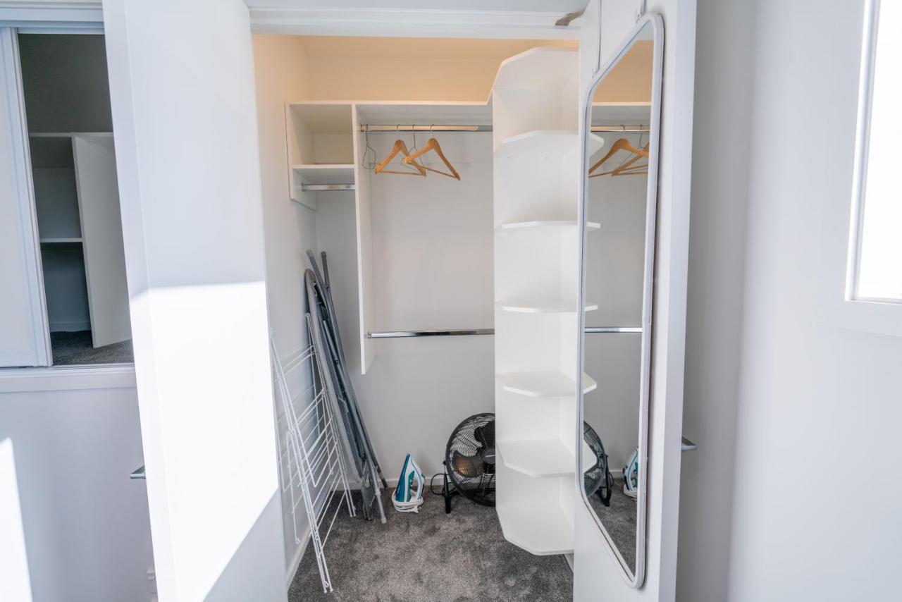 شقة King Bed On Hagley Park Corner In The Cbd كريستتشيرش المظهر الخارجي الصورة